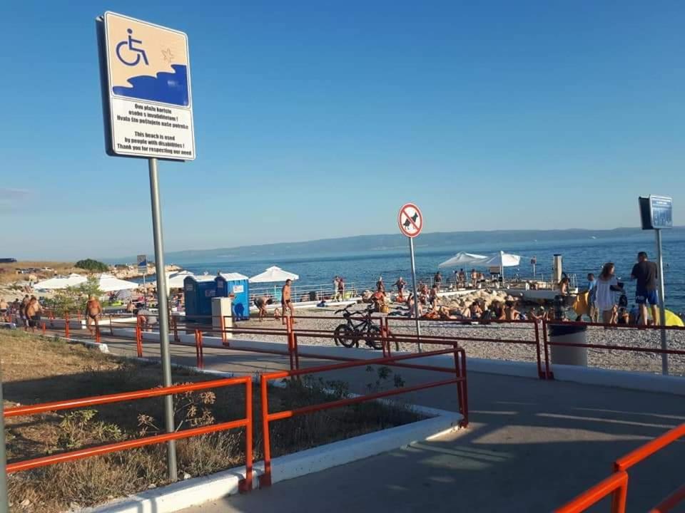 Apartment Amber S Podzemnom Garazom Σπλιτ Εξωτερικό φωτογραφία